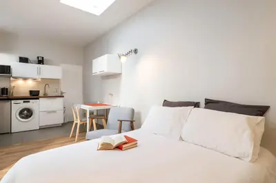 Cuisine ou kitchenette dans l'établissement SmartStay Studio - Jean-Mace