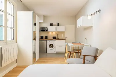 Cuisine ou kitchenette dans l'établissement SmartStay Studio - Jean-Mace
