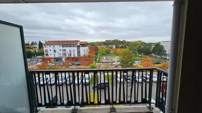 Balcon ou terrasse dans l'établissement Appartement proche Stade de Lyon, LDLC Arena, eurexpo, aéroport Saint exupéry