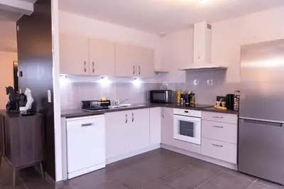 Cuisine ou kitchenette dans l'établissement Gîte Pégase