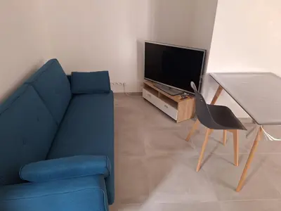 Télévision ou salle de divertissement dans l'établissement Studio 29 m2 Le Péage de Roussillon