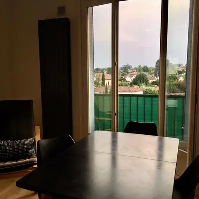 Balcon ou terrasse dans l'établissement T3 cozy Saint Genis Laval - balcony - quiet - HLS