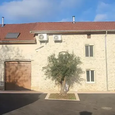 La Petite Écurie