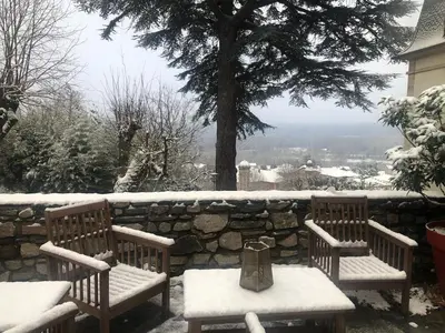 L'établissement Maison 200m2 avec piscine à 15mn de Lyon Perrache en TER en hiver