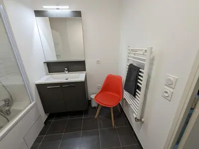 Cuisine ou kitchenette dans l'établissement Bel appartement de standing Rdc, Terrasse, Parking sécurisé