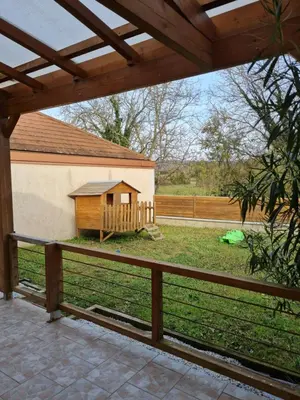 Jardin de l'établissement gîte des Bois