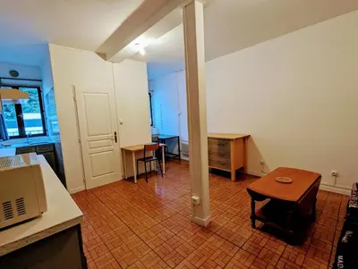 Plan de l'établissement Studio with parking near metro D Vaise station