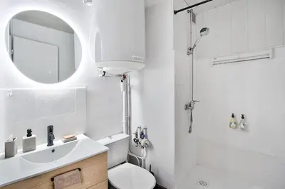Salle de bains dans l'établissement Chaleureux T2 à 15 min de Lyon