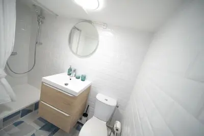Salle de bains dans l'établissement Le Petit Dedieu