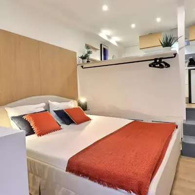 Charming 17 m studio A cozy retreat for two in the heart of Villeurbanne