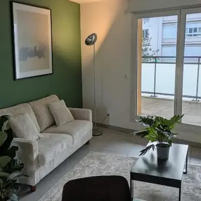 Le Modern French