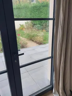 Jardin de l'établissement La Roseraie