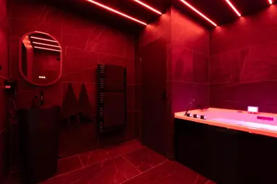 Plan de l'établissement loveroom le donjon