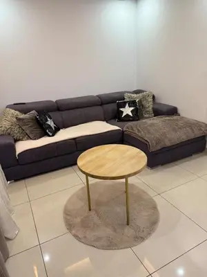 Coin salon dans l'établissement Appartement d exeption neuf idealement situe proche Eurexpo OL vallee et Lyon centre parking gratuit