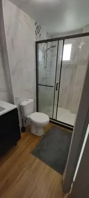 Salle de bains dans l'établissement Jonage House