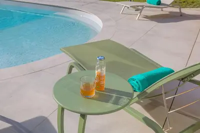 Piscine de l'établissement L'Exception en Beaujolais - Proximité Lyon ou située à proximité