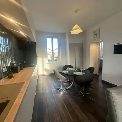 Appartement cosy à côté du métro