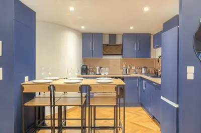 Cuisine ou kitchenette dans l'établissement Convivial et Calme en hypercentre