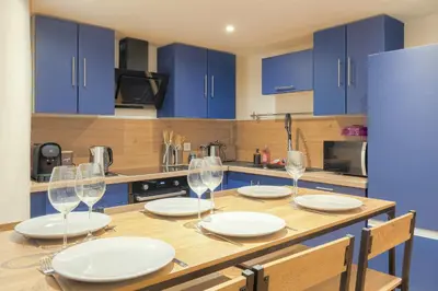 Cuisine ou kitchenette dans l'établissement Convivial et Calme en hypercentre