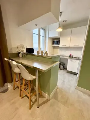 Cuisine ou kitchenette dans l'établissement Le Cosy de Medipole