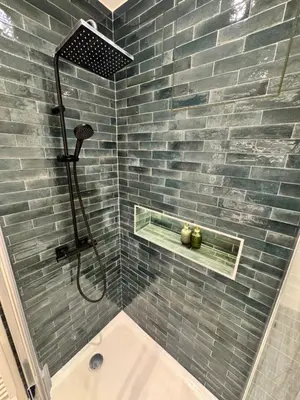 Salle de bains dans l'établissement California Vibes Charpennes - Métro 5 min - 6 pers