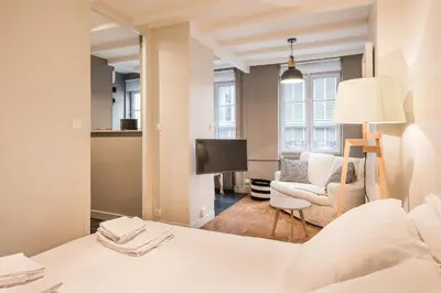 Un ou plusieurs lits dans un hébergement de l'établissement Smartstay Elegant - Perrache