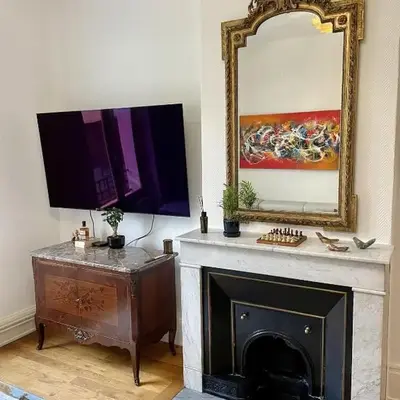 Haussmannian apartment-Close metro