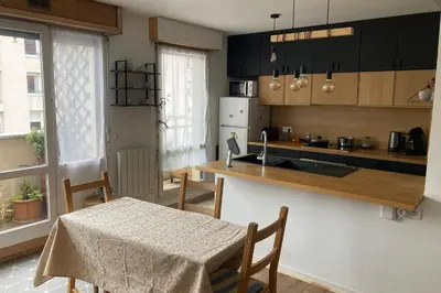 Plan de l'établissement Appartement lumineux idéal pour deux à Lyon