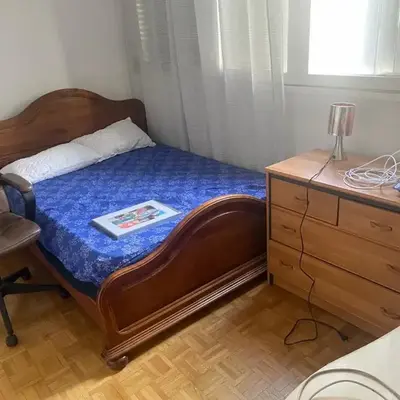 Chambre dans un appartement en colocation