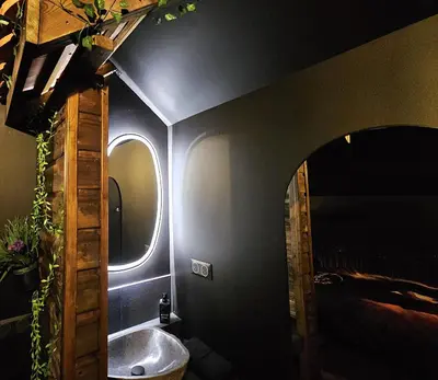 Salle de bains dans l'établissement Secret Love Garden love room & spa privé