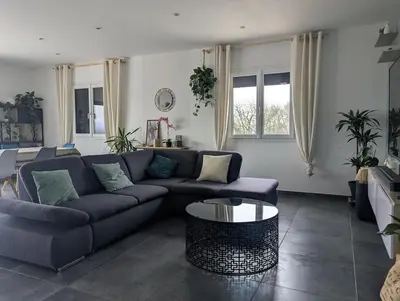 Coin salon dans l'établissement Villa au calme avec vue imprenable