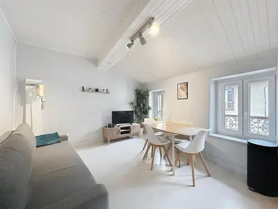 Coin salon dans l'établissement Cozy apartment Oullins metro B 100 m