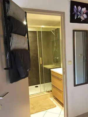 Salle de bains dans l'établissement Agréable T2 sur la colline de Fourvière, à deux pas du Vieux Lyon