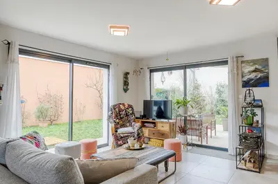 Coin salon dans l'établissement charmante maison à la campagne