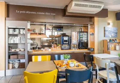 Nourriture dans l'hôtel ou à proximité