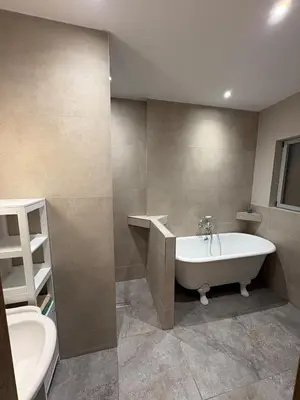 Salle de bains dans l'établissement Studio au calme