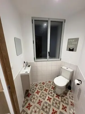 Salle de bains dans l'établissement Studio au calme