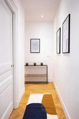 Un ou plusieurs lits dans un hébergement de l'établissement Charming apartment- 3BR-5P- Quai du Rhone
