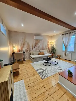 Coin salon dans l'établissement La parenthèse des Monts