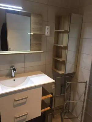 Salle de bains dans l'établissement Appartement confortable dans un environnement calme et paisible 101