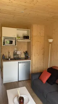 Cuisine ou kitchenette dans l'établissement Chalet Studio