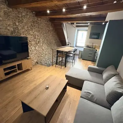 Maison de village triplex - Proche CNPE
