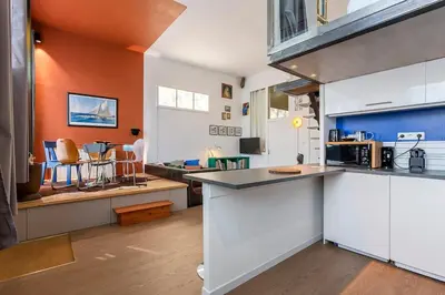 Cuisine ou kitchenette dans l'établissement Superb Loft with unique design heart of Lyon