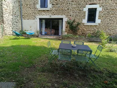 Jardin de l'établissement Gite blein