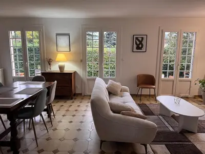 Coin salon dans l'établissement Villa 3 ch avec jardin dans un hameau paisible