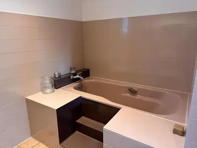 Salle de bains dans l'établissement Villa 3 ch avec jardin dans un hameau paisible