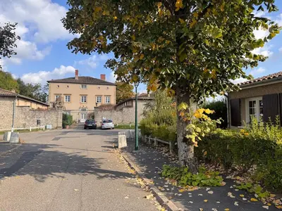 Quartier de la villa ou autre quartier proche