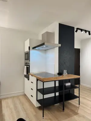 Cuisine ou kitchenette dans l'établissement St Fons-Proche de Lyon, 6 chambres, rénové