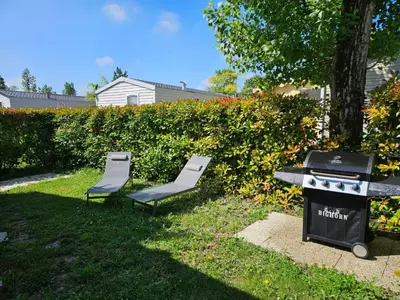 Jardin de l'établissement Apartment Die Ufer der Rhone by Interhome