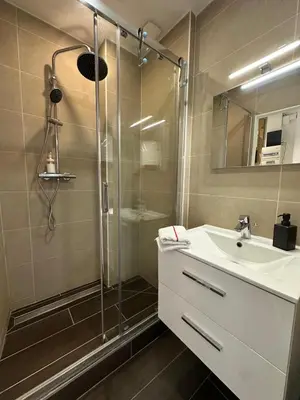Plan de l'établissement modern studio